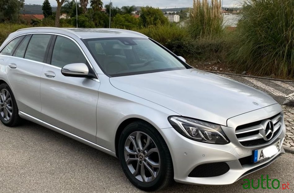 2017' Mercedes-Benz C-200 photo #1