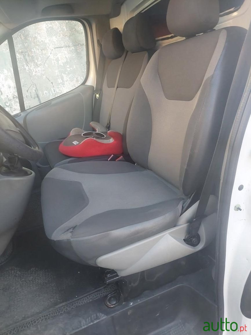 2009' Renault Trafic photo #2