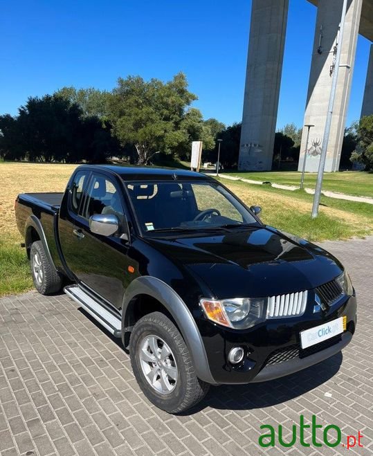 2007' Mitsubishi L200 photo #6