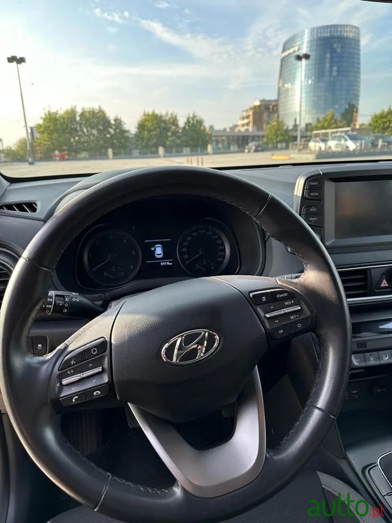 2020' Hyundai Kauai photo #6