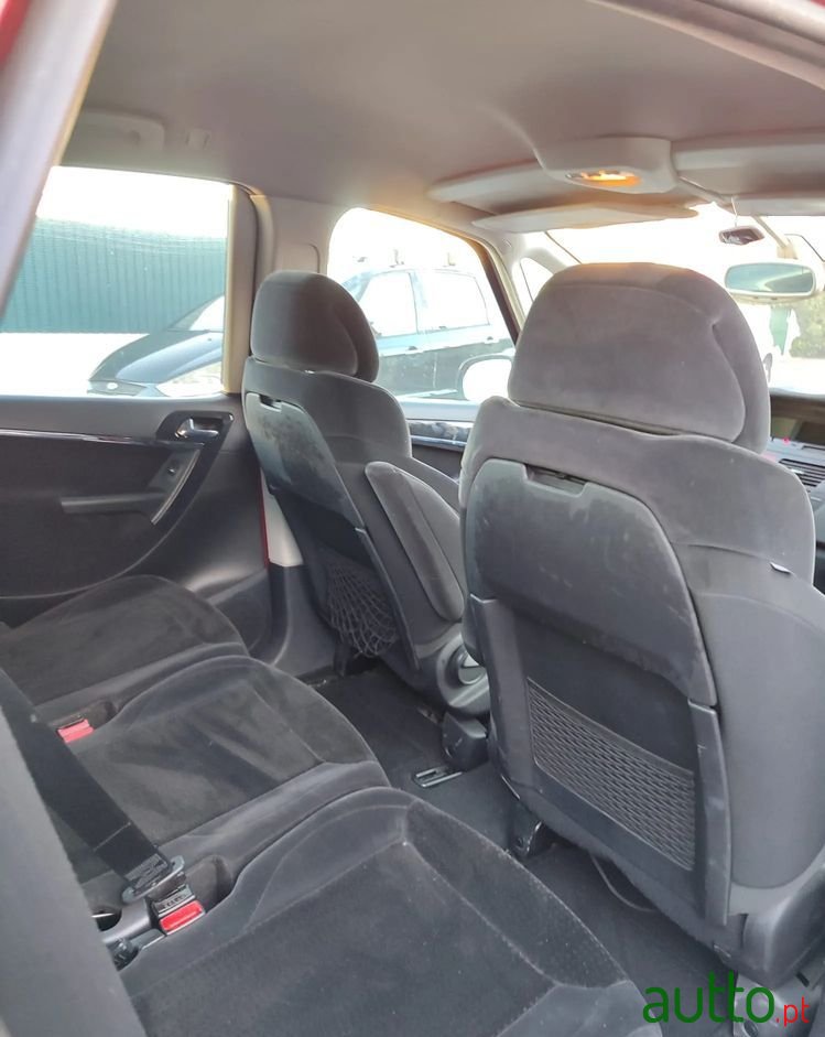 2009' Citroen C4 Picasso photo #5