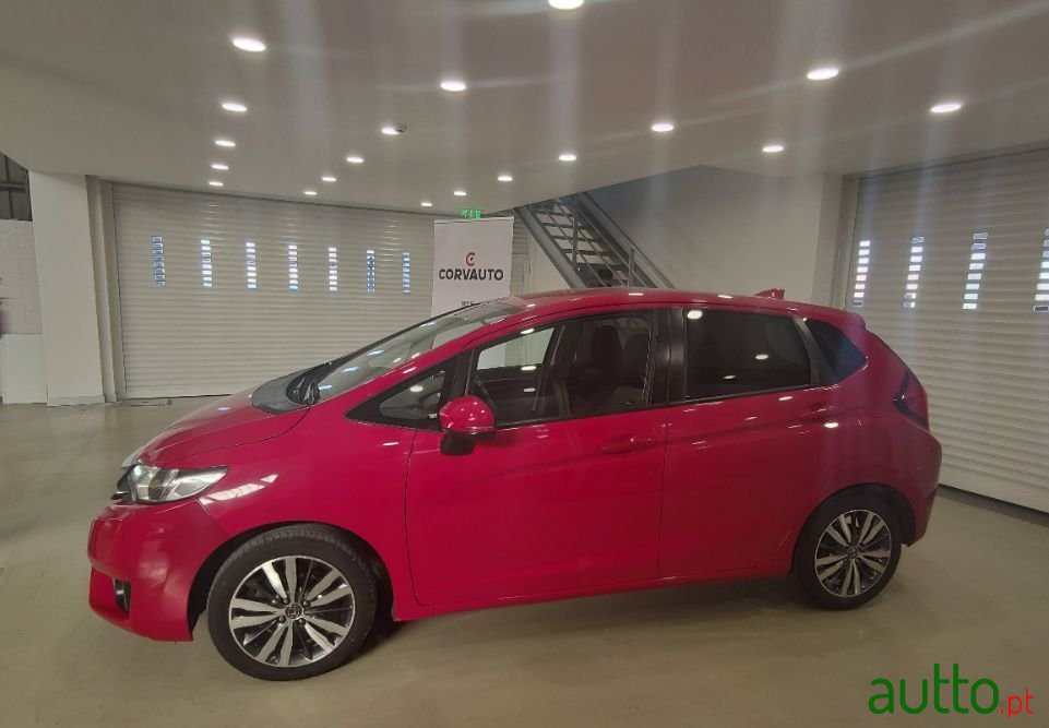 2015' Honda Jazz photo #2