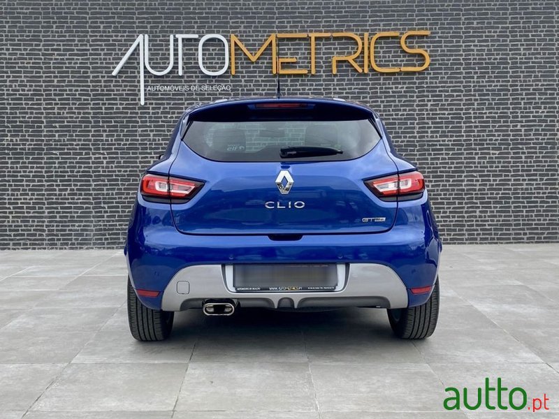 2016' Renault Clio photo #4