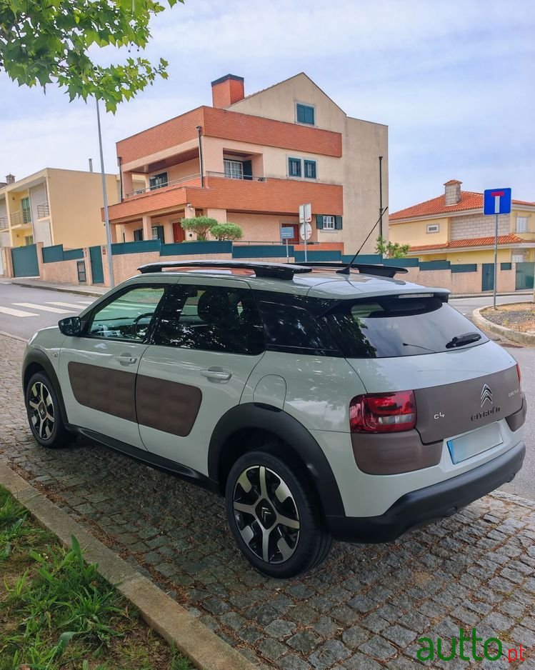 2015' Citroen C4 Cactus photo #6