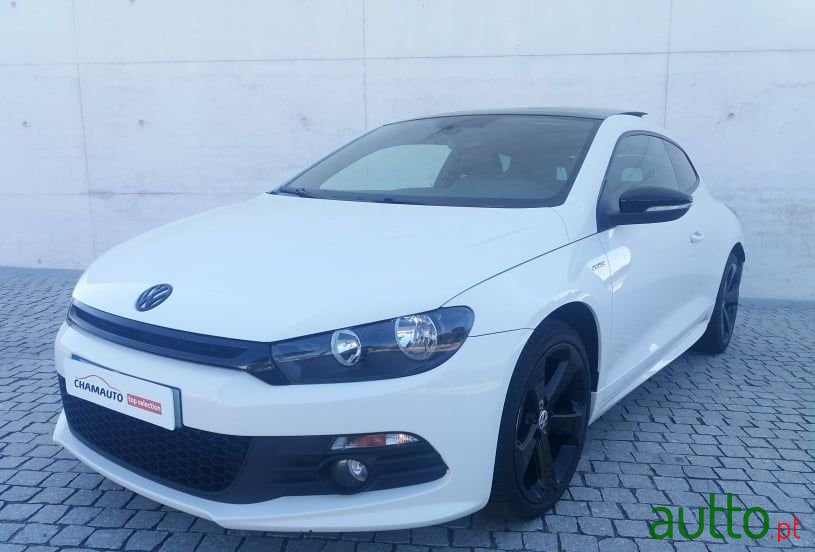 2013' Volkswagen Scirocco photo #2