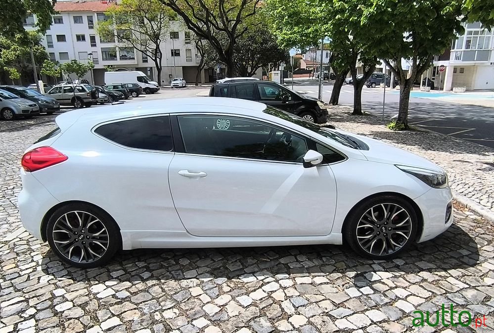 2015' Kia Ceed photo #3