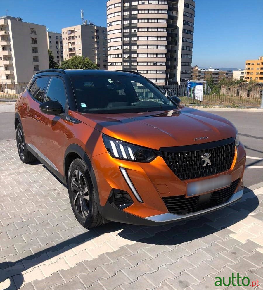 2020' Peugeot 2008 photo #1