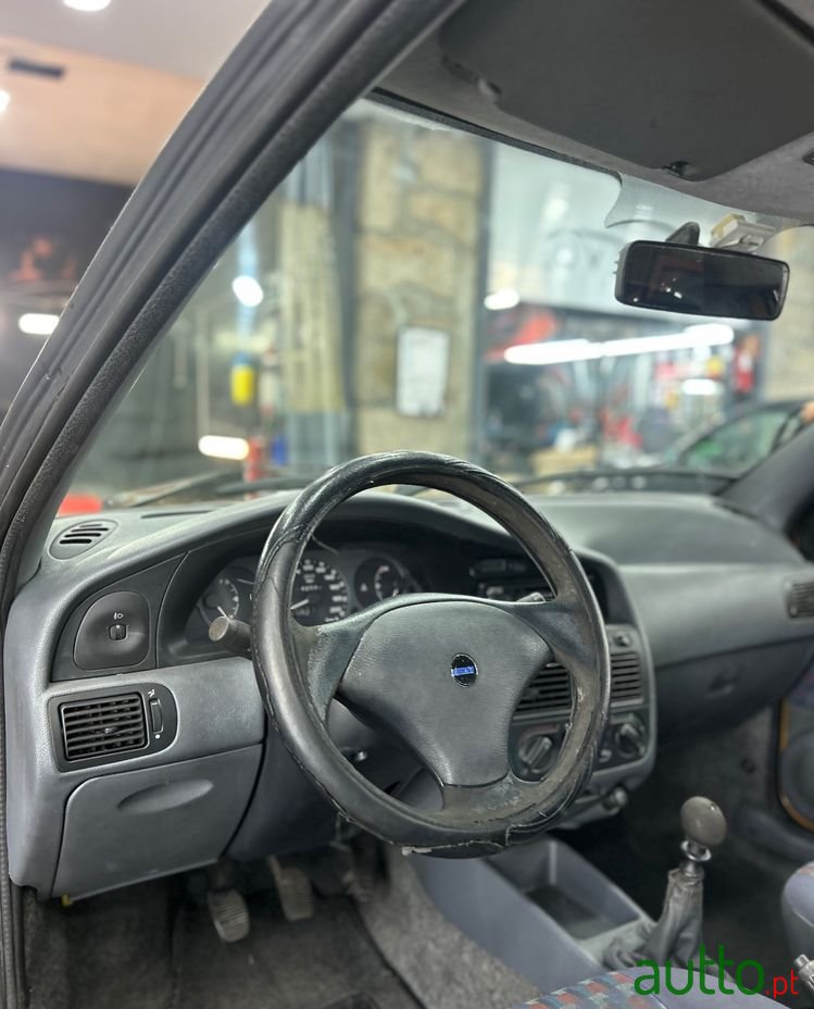 2002' Fiat Strada photo #2