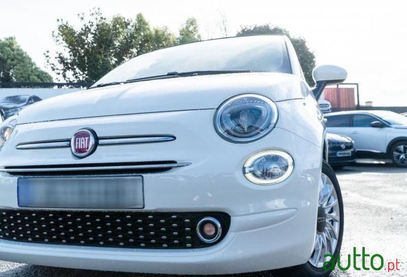 2020' Fiat 500C 1.0 Hybrid Lounge photo #3