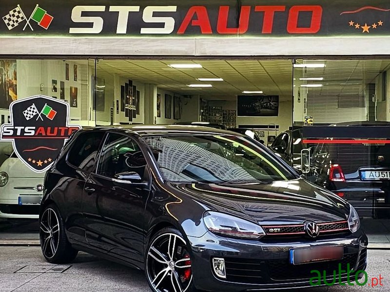 2010' Volkswagen Golf 2.0 Gti Dsg photo #2