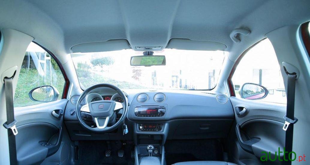 2012' SEAT Ibiza 1.2 Tdi Sport Elegance photo #1