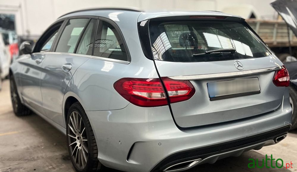 2017' Mercedes-Benz Classe C D photo #4