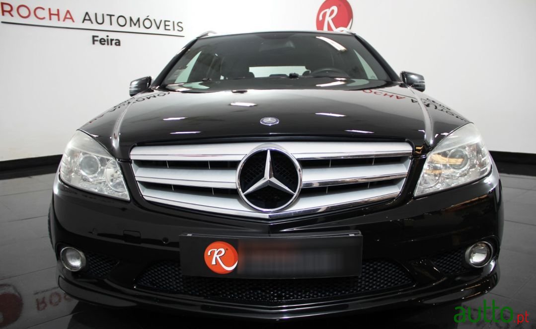 2009' Mercedes-Benz C-220 photo #2