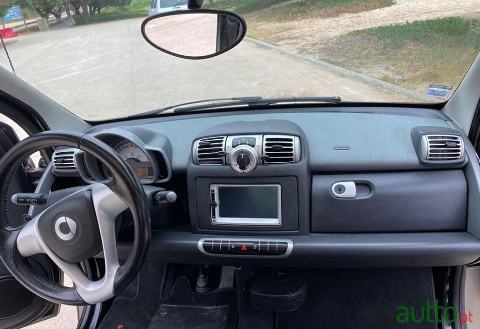 2009' Smart Fortwo photo #2