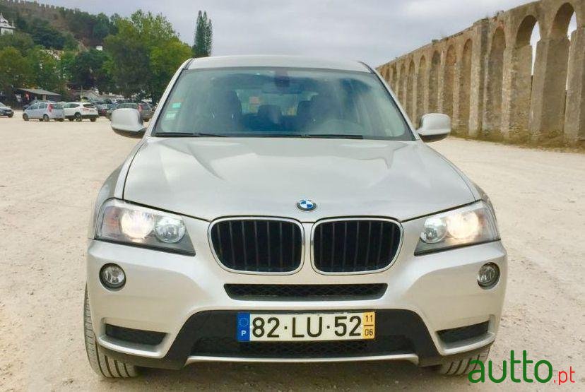 2011' BMW X3 2.0 Xdrive photo #2