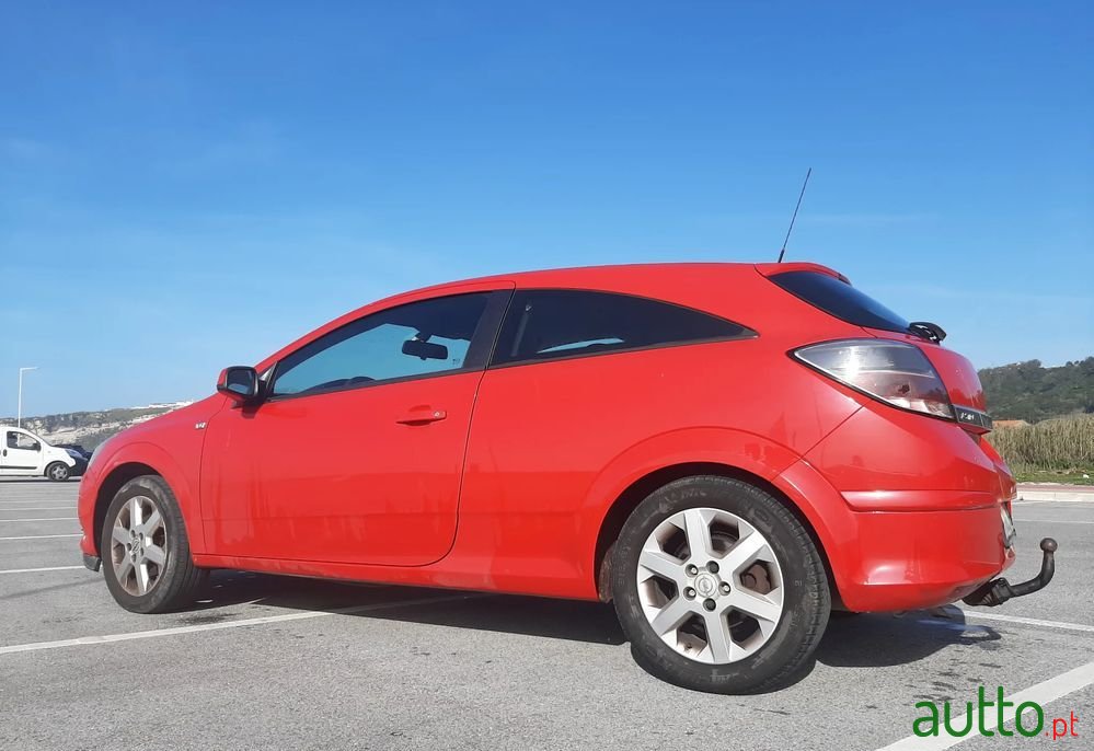 2006' Opel Astra Gtc 1.6 photo #5