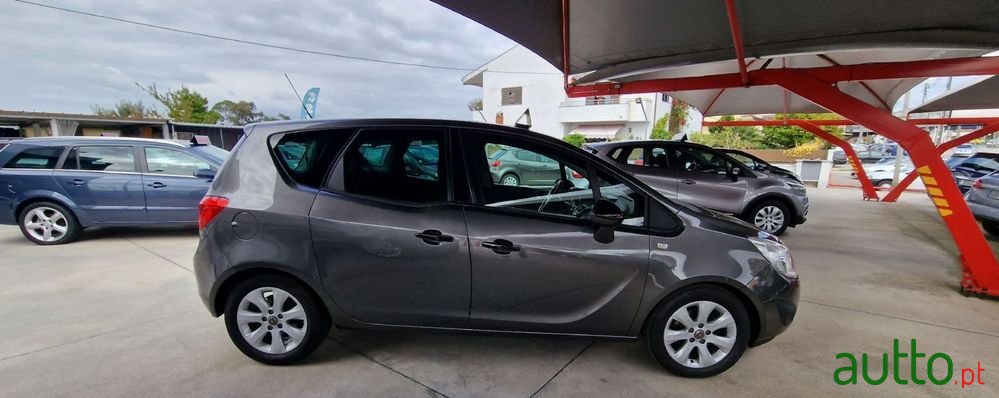 2011' Opel Meriva 1.3 Cdti Cosmo photo #6