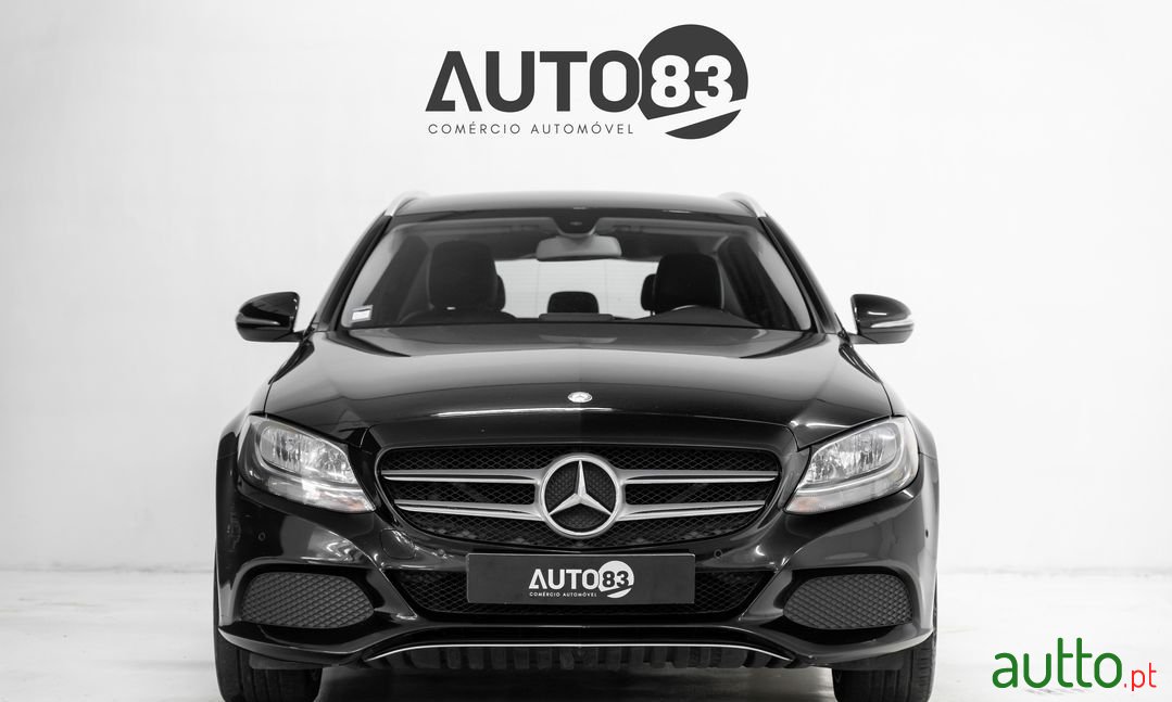 2015' Mercedes-Benz C-220 photo #2