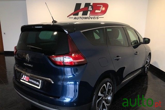 2018' Renault Grand Scenic photo #3