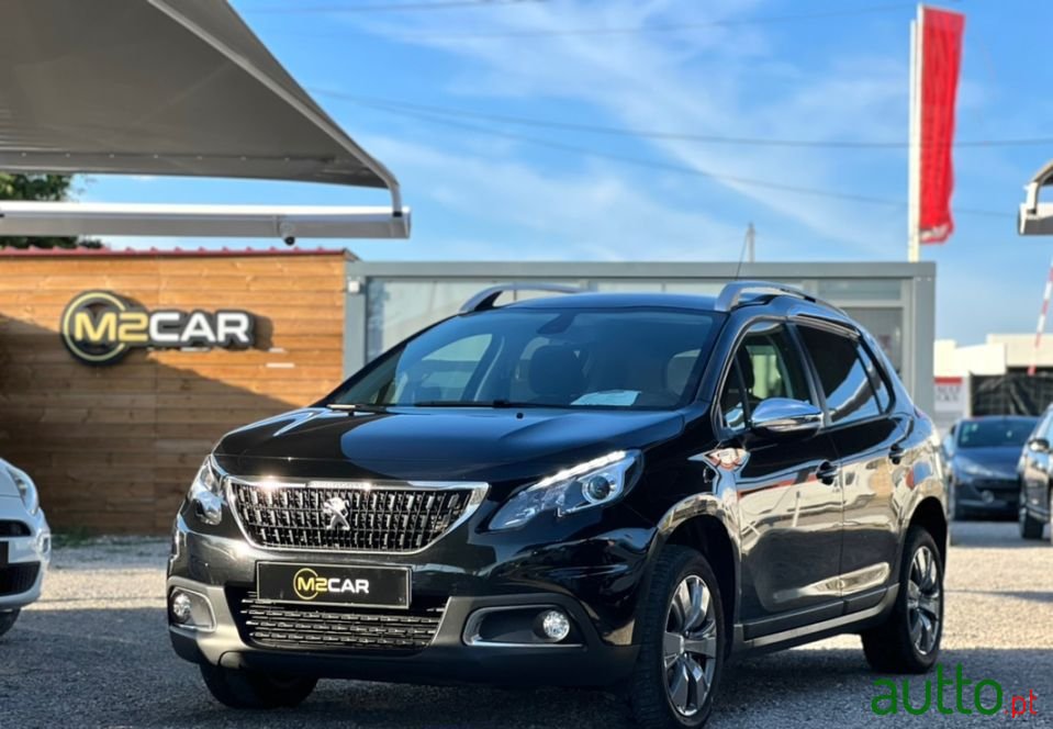 2018' Peugeot 2008 photo #2