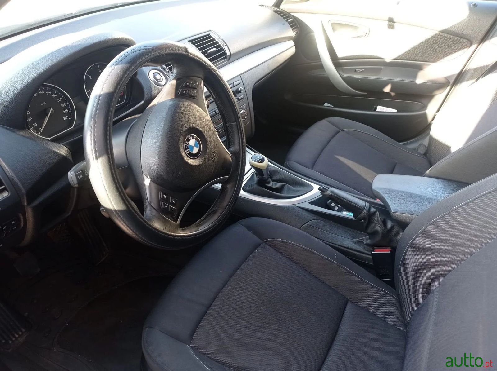 2007' BMW 120 photo #2