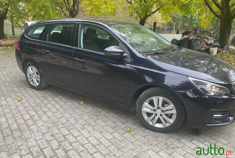 2020' Peugeot 308 photo #6