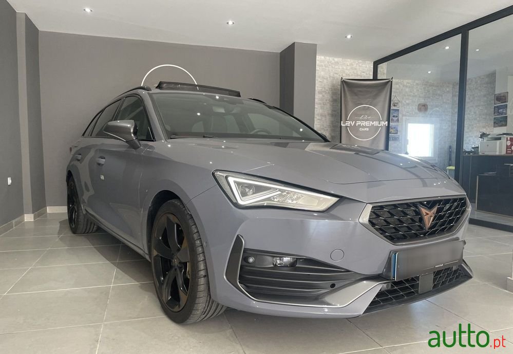 2023' Cupra Leon St 1.5 Etsi Mid Dsg photo #3
