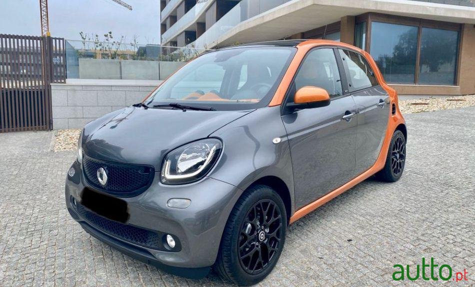 2015' Smart Forfour photo #2