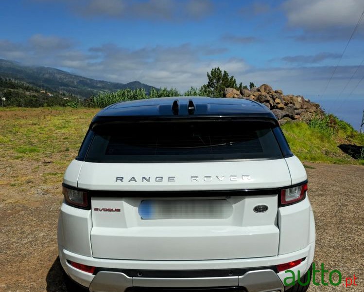 2017' Land Rover Range Rover Evoque photo #2