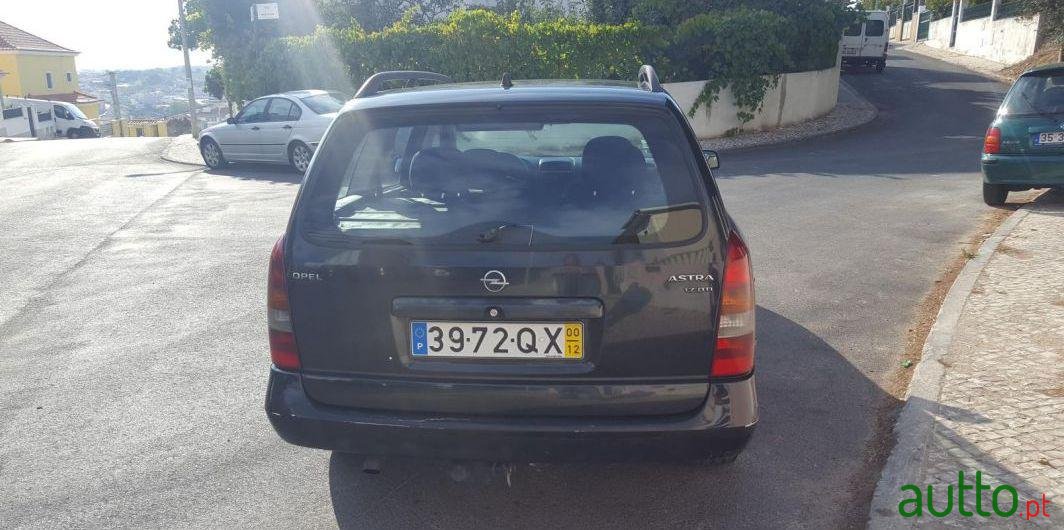 2000' Opel Astra Caravan 1.7 Dti photo #1
