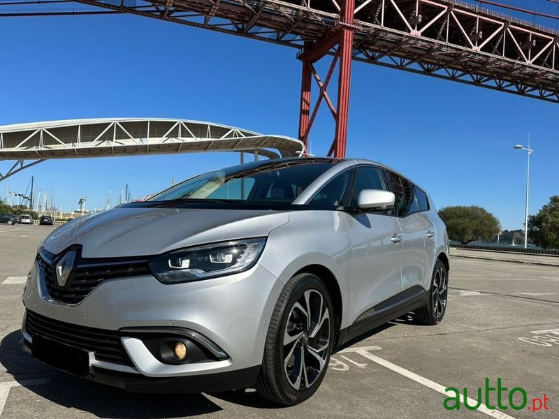 2019' Renault Grand Scenic photo #4