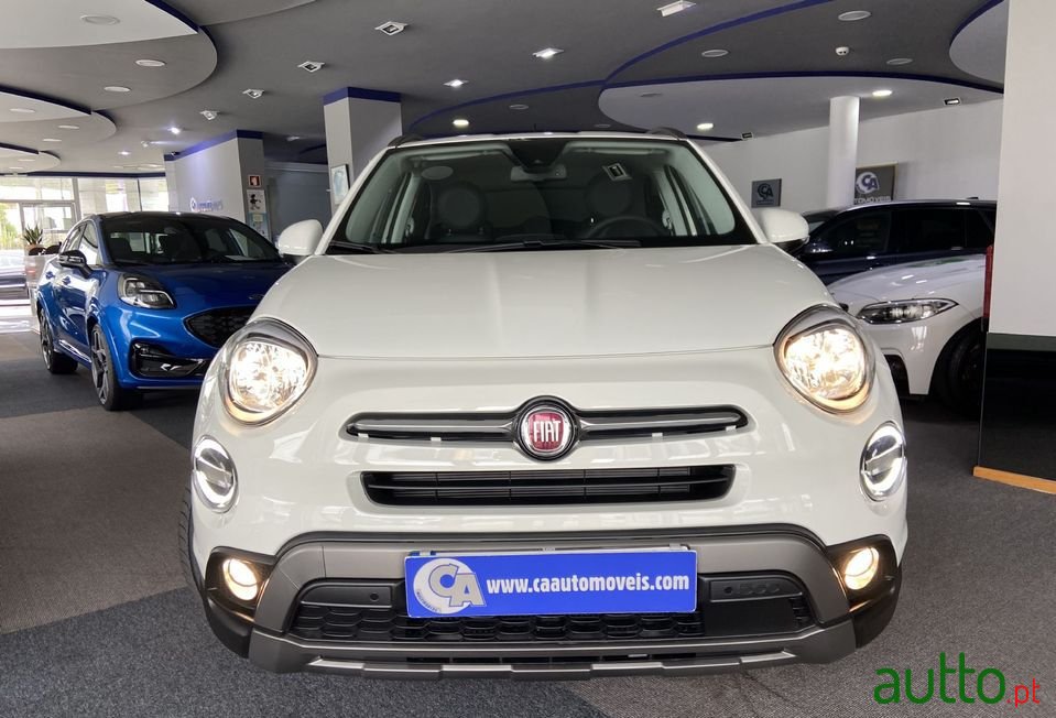 2021' Fiat 500X photo #2