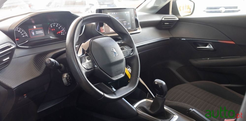 2022' Peugeot 208 photo #4