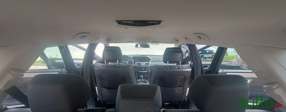 2016' Mercedes-Benz E 220 Bluetec Avantgarde photo #6