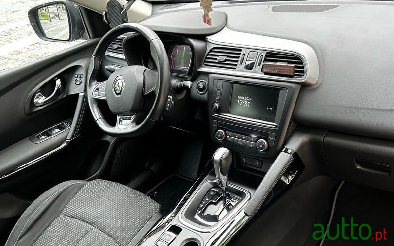 2016' Renault Kadjar photo #6