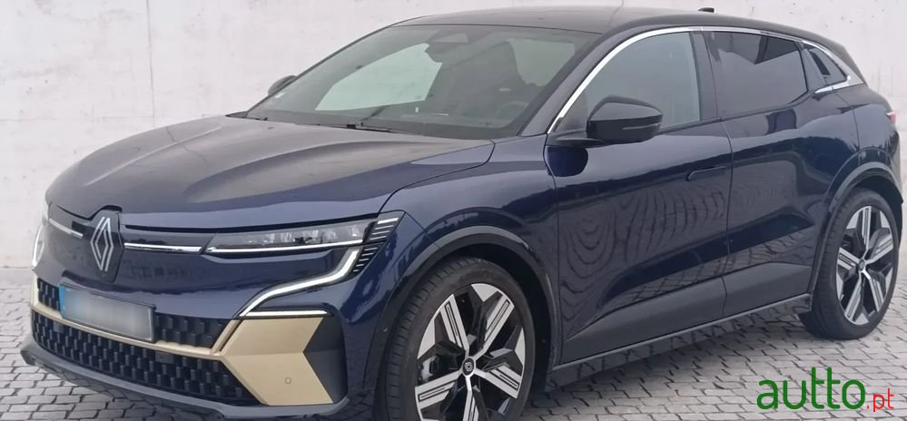 2022' Renault Megane E-Tech photo #5
