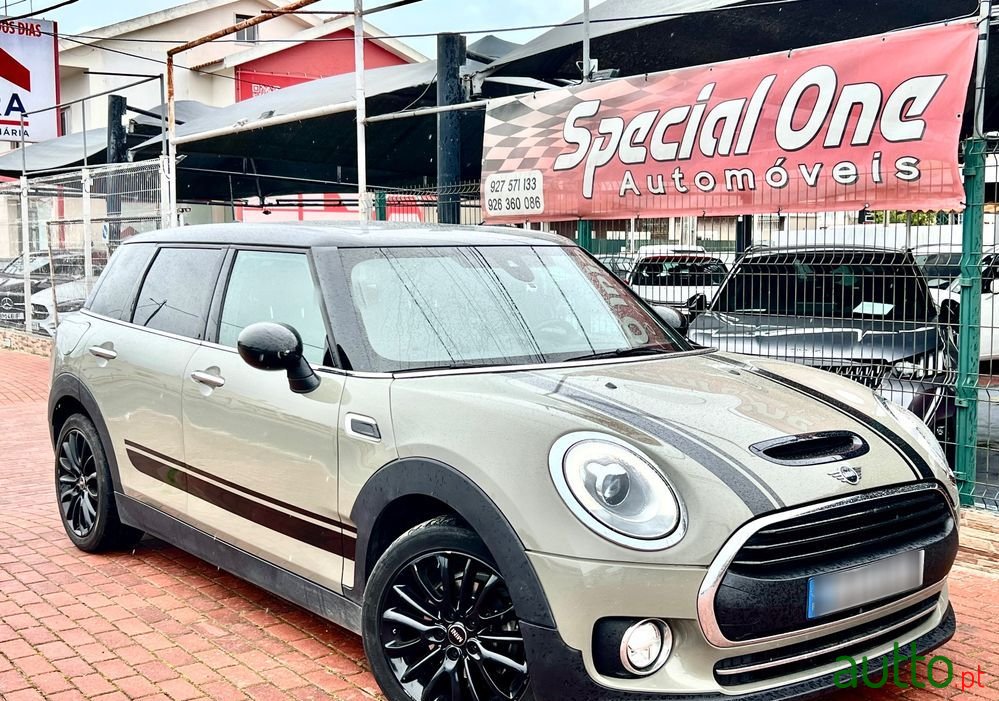 2018' MINI Clubman One Aut. Blackyard photo #1