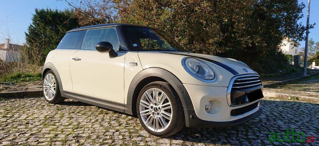 2014' MINI Cooper D 1.5 116Cv photo #1