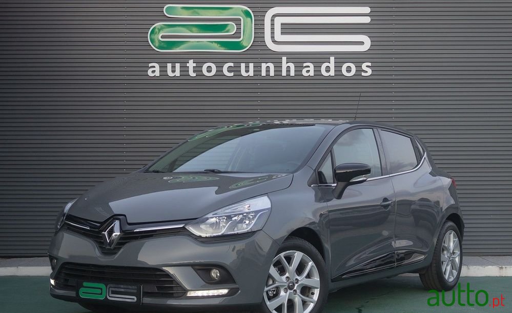 2019' Renault Clio 0.9 Tce Limited photo #3