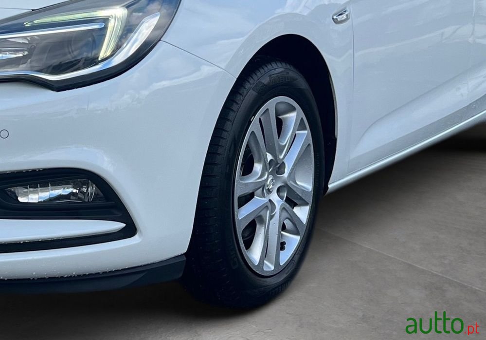 2016' Opel Astra 1.6 Cdti Edition S/S photo #6