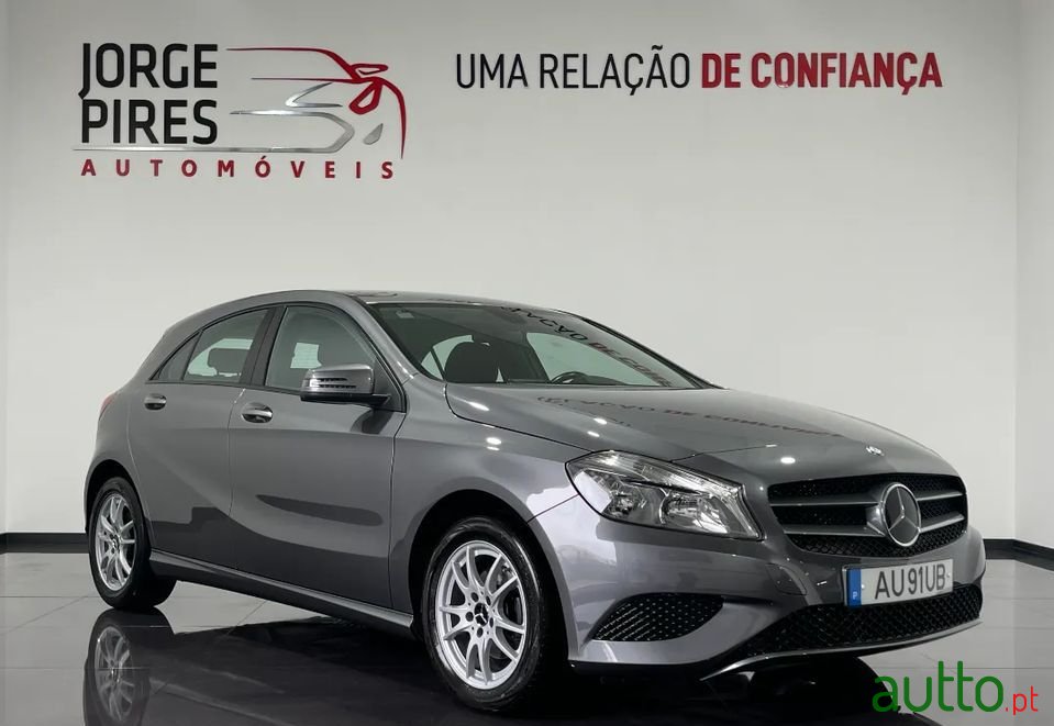 2015' Mercedes-Benz A-180 photo #2