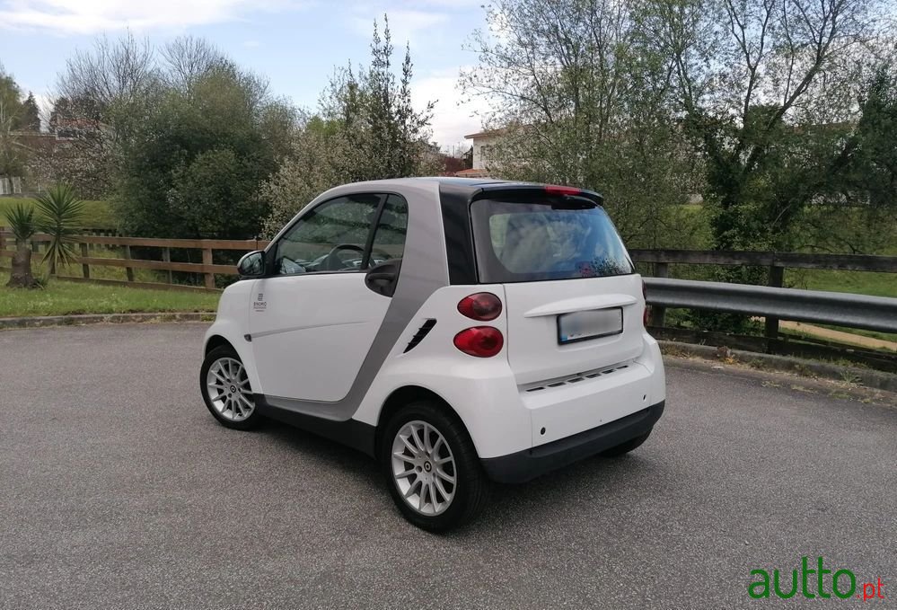 2009' Smart Fortwo Coupé photo #3