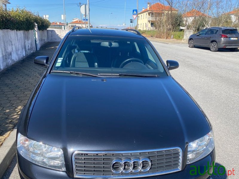 2004' Audi A4 Avant photo #4