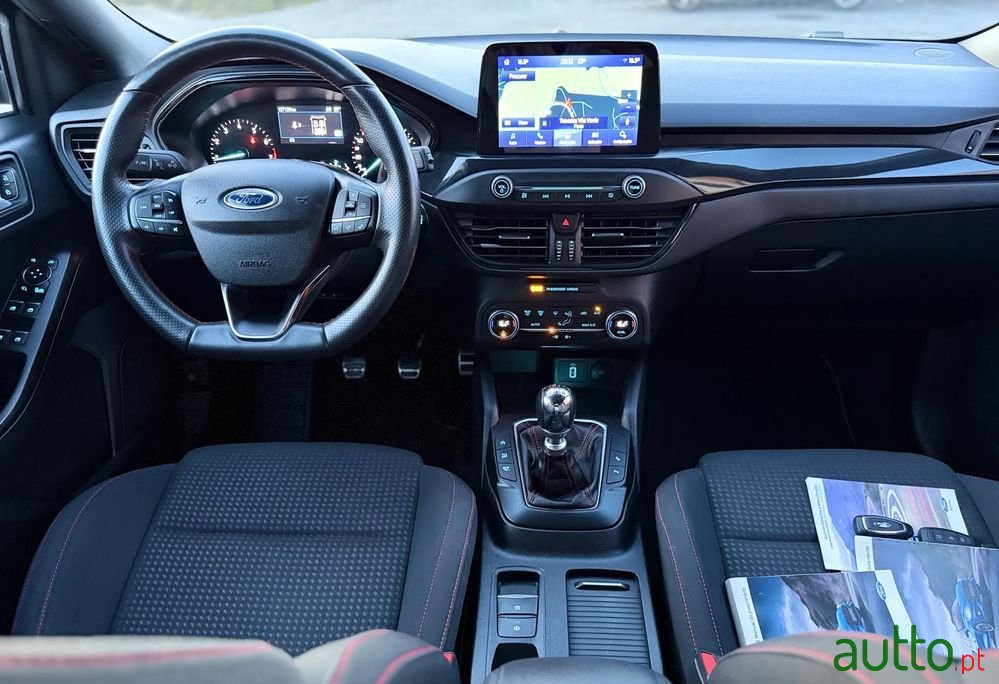 2020' Ford Focus Sw photo #4