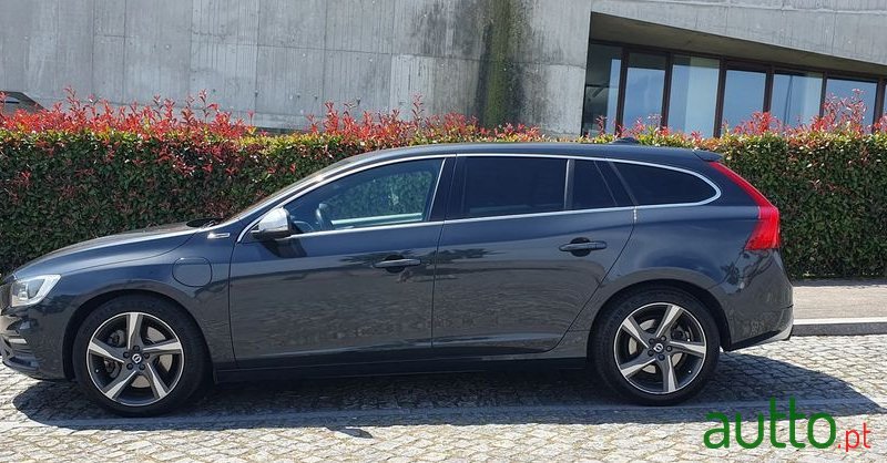2015' Volvo V60 photo #3