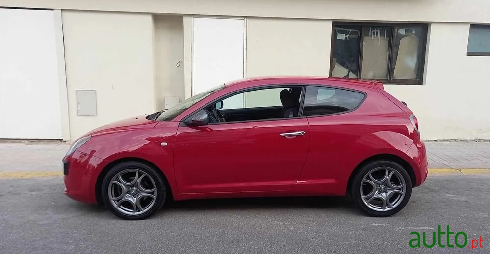 2015' Alfa Romeo MiTo 1.3 Jtdm Distinctive photo #4