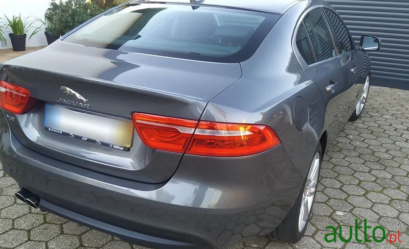 2017' Jaguar XE 2.0 D Prestige Aut. photo #3