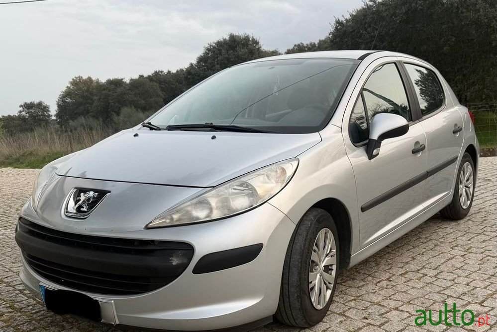 2007' Peugeot 207 photo #1