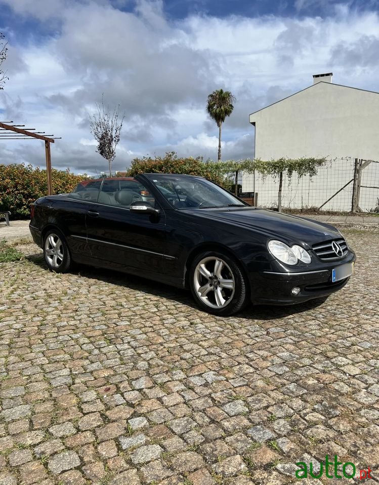 2003' Mercedes-Benz CLK 200 photo #2
