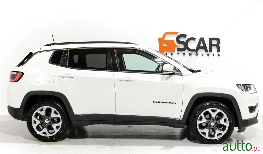 2018' Jeep Compass photo #2